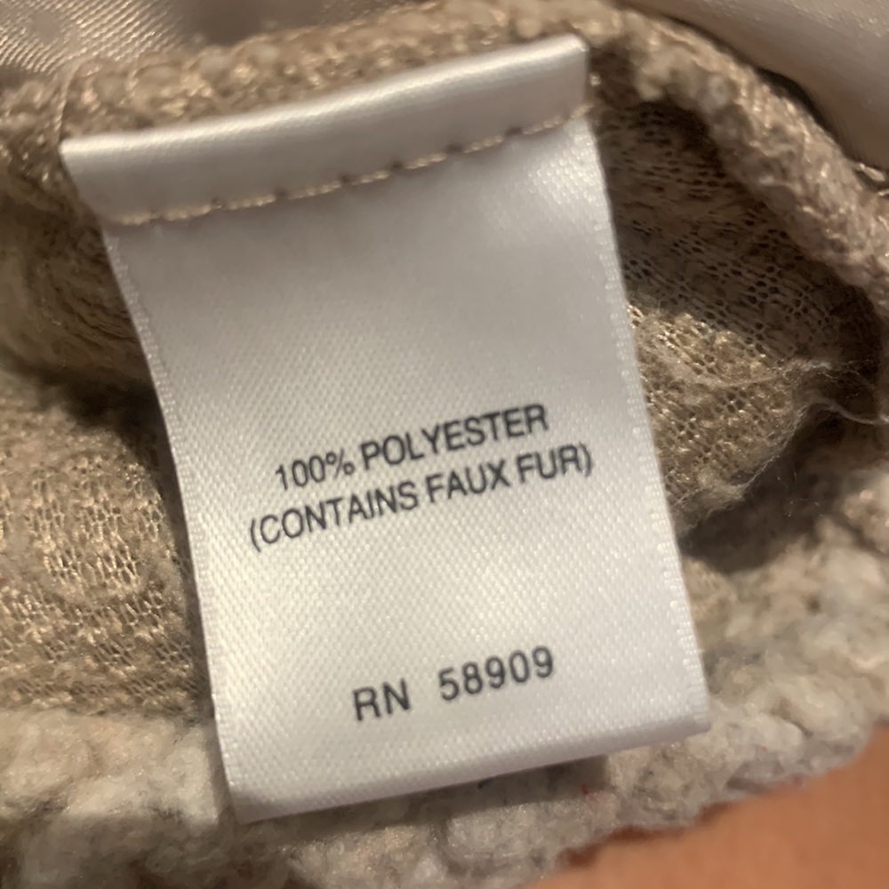 Faux Fur toddler pullover - Picture 6 of 6